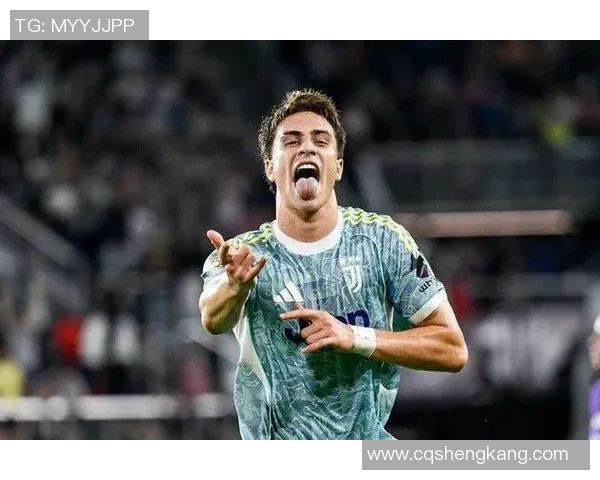 小伊为你推荐五位足球明星让你了解他们的精彩瞬间与职业生涯